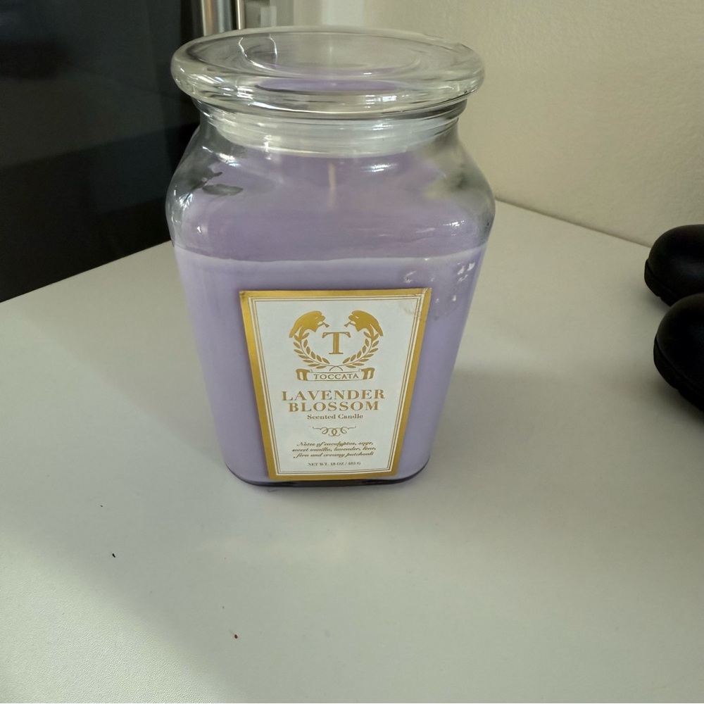 Toccata Lavender Blossom Candle - Soft Purple